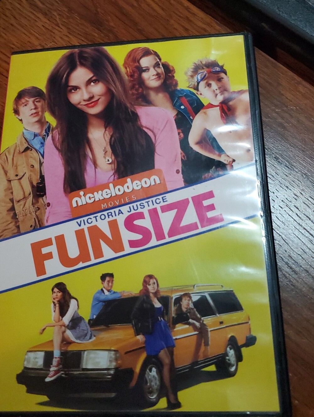 Nickelodeon Movies "Fun Size" DVD - Yellow & Pink Cover